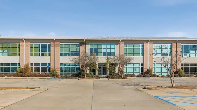 ±21,563 SF Multi-Tenant Medical Office — Own or Occupy in Slidell's Medical Corridor thumbnail 2