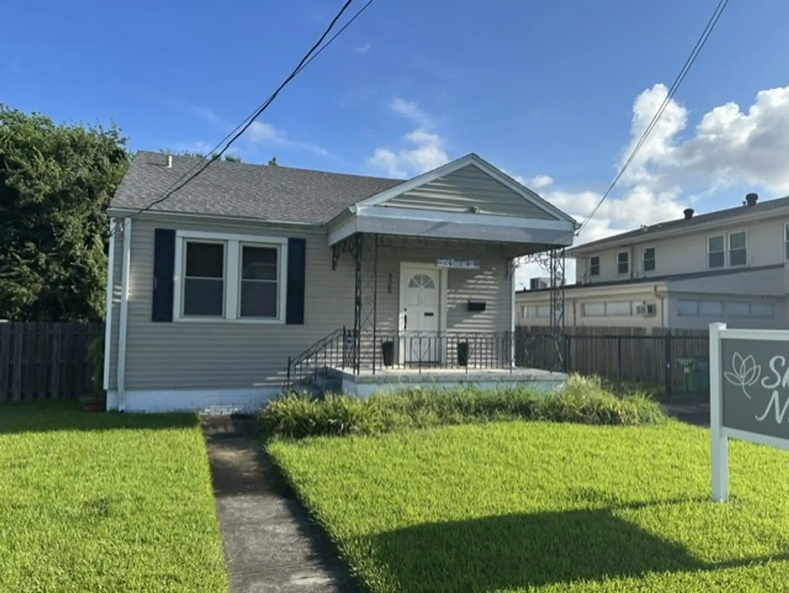 Old Metairie Office/Retail Building