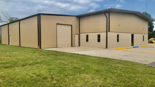 Prime Warehouse/Office Space for Lease – Strategic Location in a High-Growth Industrial Corridor thumbnail 2