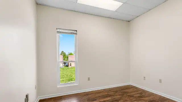 Office for Lease I-10 Visibility thumbnail 2