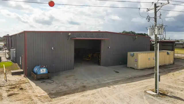 Premium Industrial Facility off Hwy 90 East in Broussard thumbnail 5