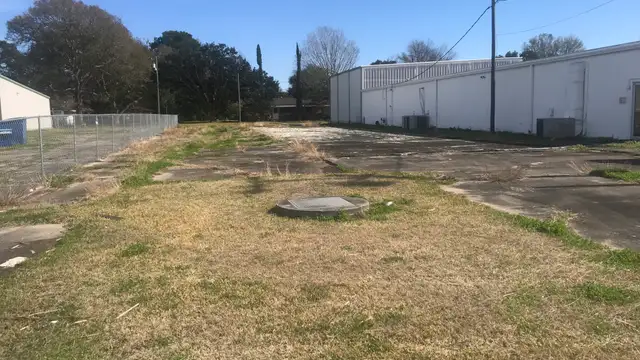 View image 1