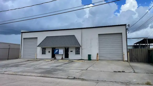 2640 Marietta St thumbnail 3