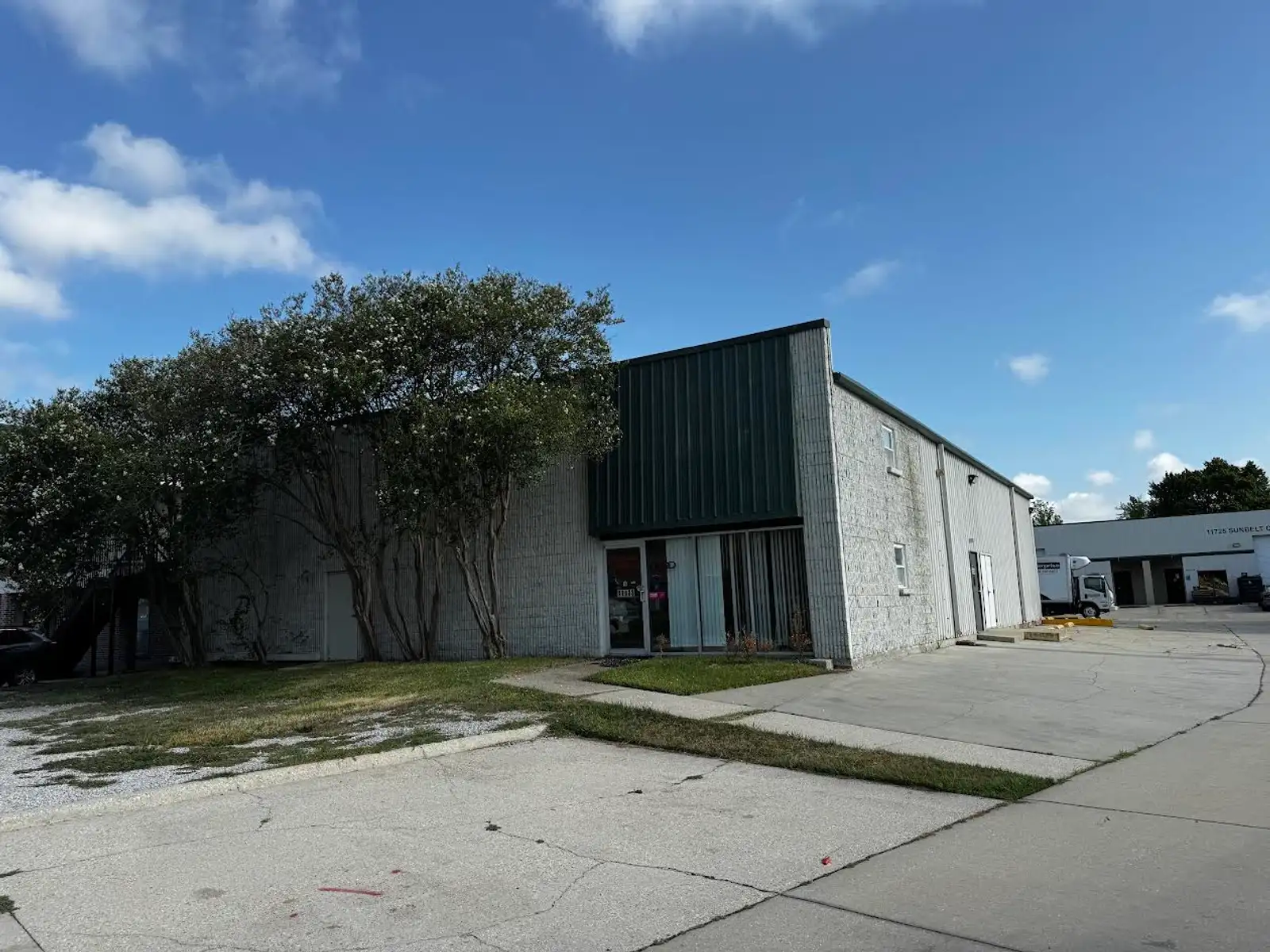 Industriplex Warehouse