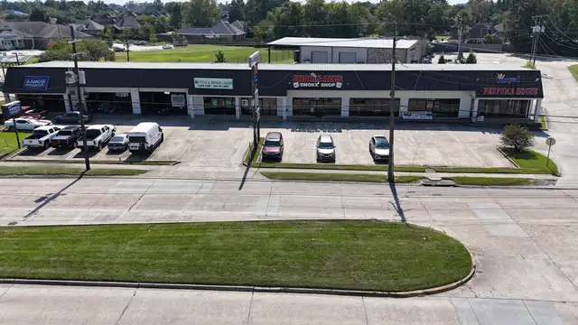 Coursey Plaza Retail thumbnail 5