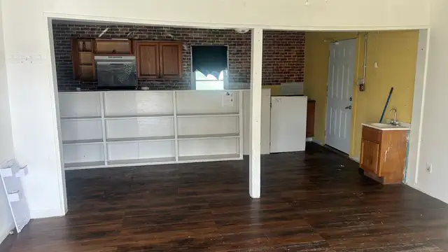 122 W Pine St thumbnail 2