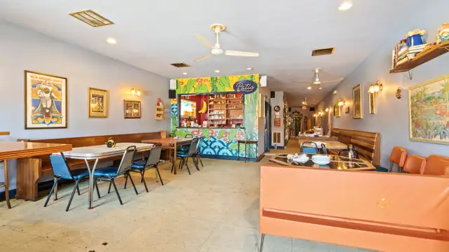 MID-CITY RESTAURANT FOR SALE thumbnail 3