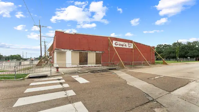 300 N Cate St thumbnail 3