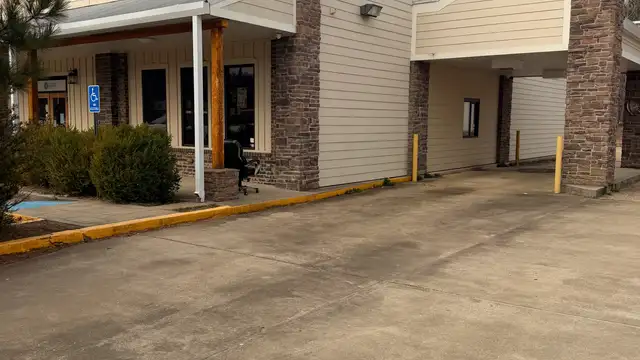 Existing Cash Flow with Significant Lease-Up Opportunity | 6,100 SF Commercial Building thumbnail 3