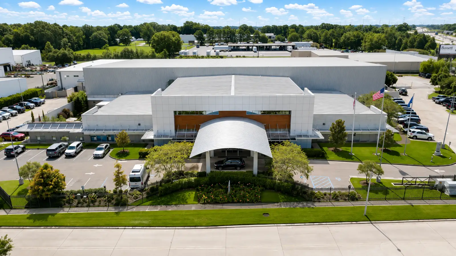 State-of-the-Art Industrial Office/Warehouse