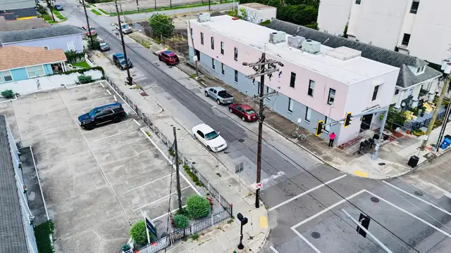 MOTIVATED SELLER- Office space on St Claude thumbnail 4