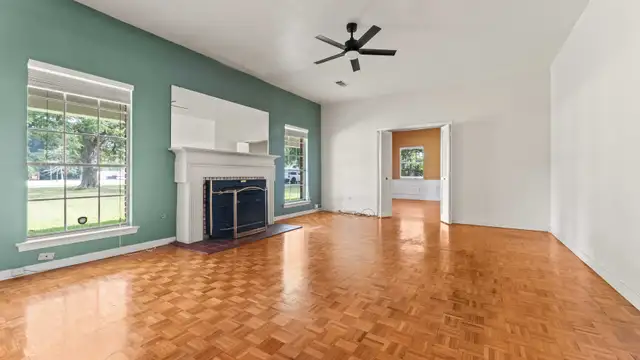 14859 Plank Rd thumbnail 5