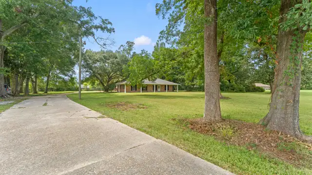 14859 Plank Rd thumbnail 2