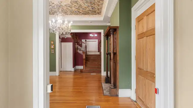 613 S Main St thumbnail 4