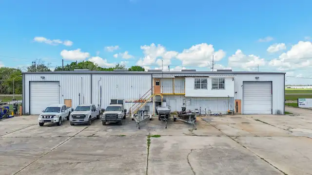 Dual Warehouses Near Hwy 90 with Surplus Land and Office thumbnail 4