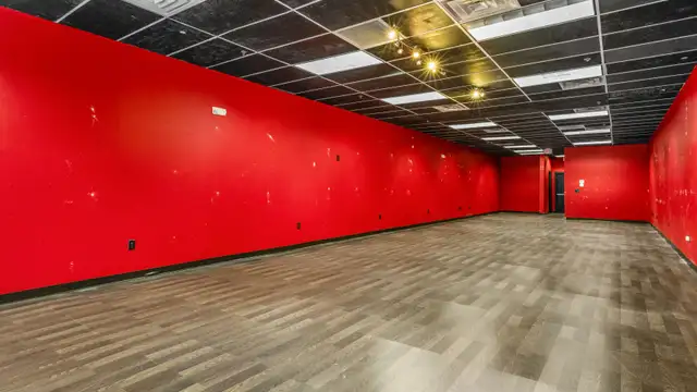 Suite A-4 - Commercials Suites For Lease - 2668 Johnston St thumbnail 3