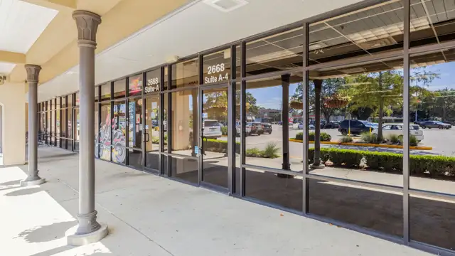 Suite A-4 - Commercials Suites For Lease - 2668 Johnston St thumbnail 2