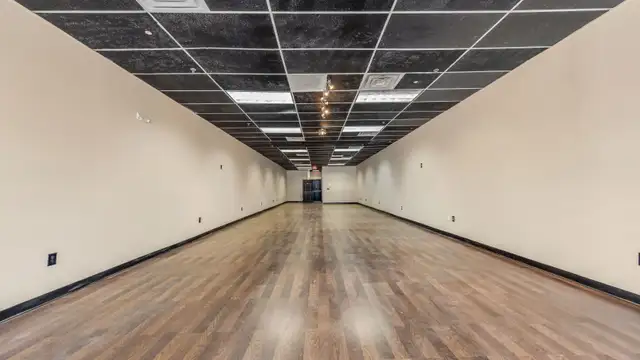 Suite A-4 - Commercials Suites For Lease - 2668 Johnston St thumbnail 5