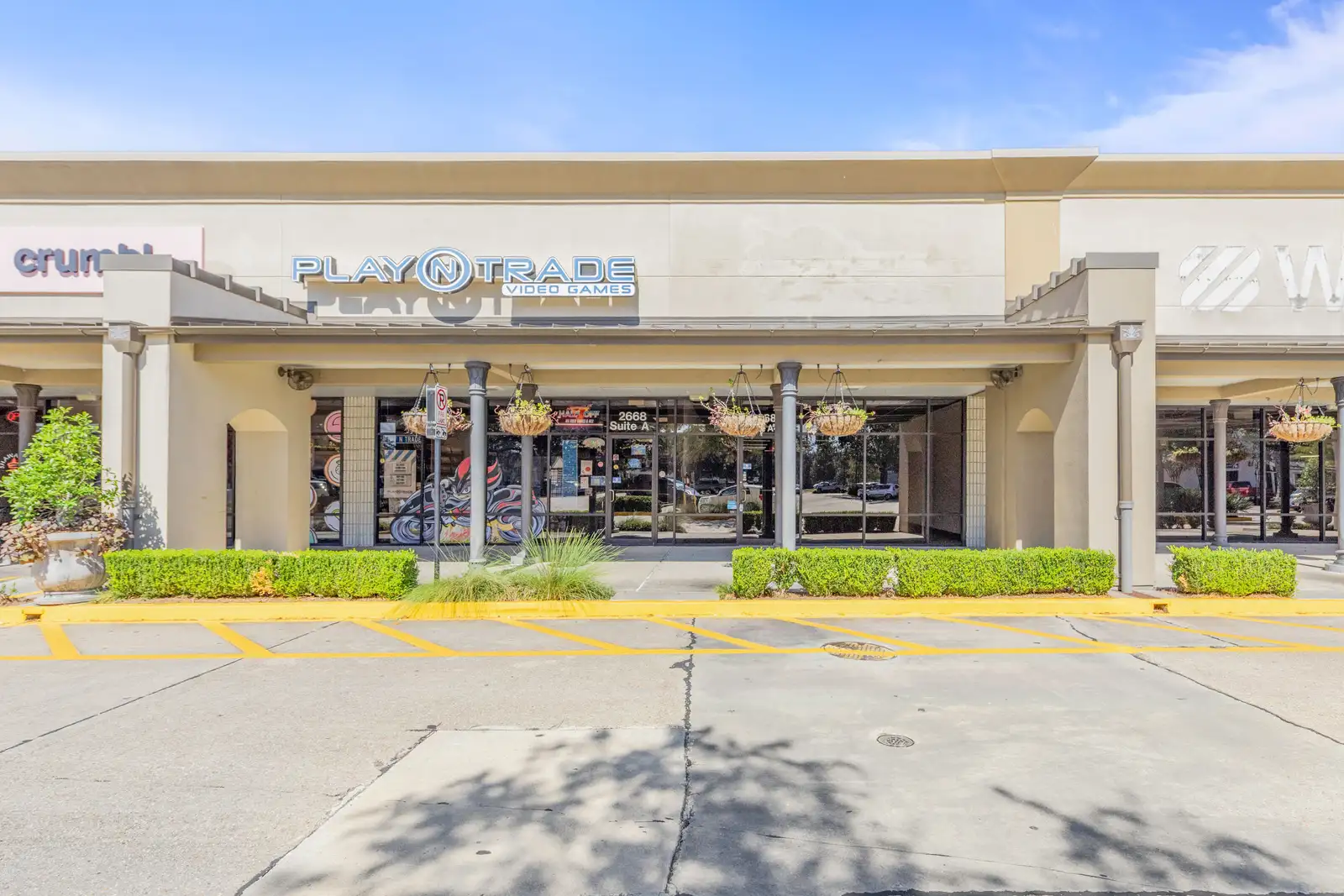Suite A-4 - Commercials Suites For Lease - 2668 Johnston St