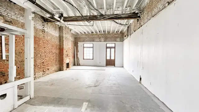 FQ Retail Space For Lease +/- 660 sf | Offering 3 Months Rent Free thumbnail 2
