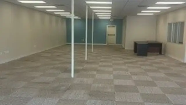 500 River Highland Blvd, 200 thumbnail 3