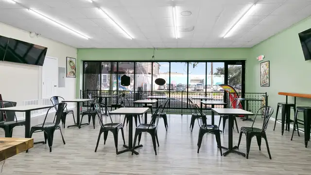 Uptown Retail/Office Space - Touro Medical Corridor thumbnail 4