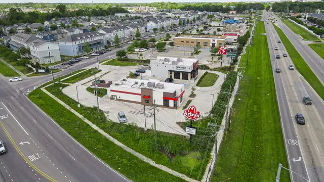 QSR with Drive Thru for Lease thumbnail 5