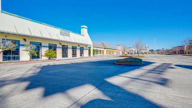 1000 Caruso Blvd #177 thumbnail 3