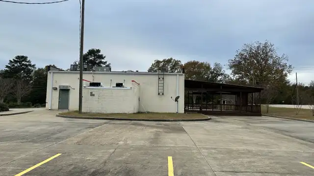 Restaurant Space Available for Lease thumbnail 4