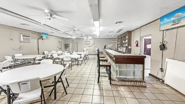 544 East Ave thumbnail 5