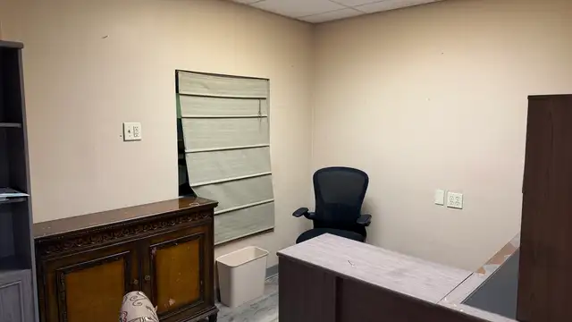 6001 Airline Dr thumbnail 4
