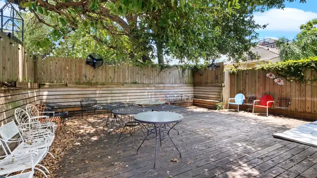 View image 11