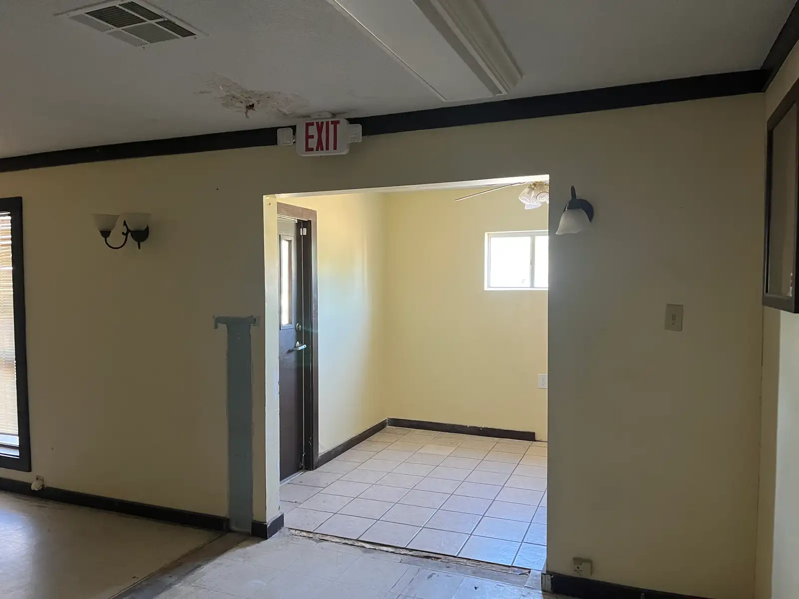 15358 LA-26 image 16