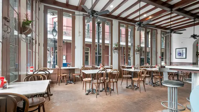French Quarter Restaurant Space thumbnail 3