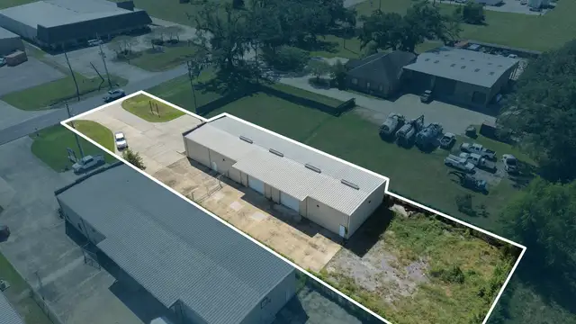 ±4,825 SF Industrial Facility For Sublease thumbnail 3