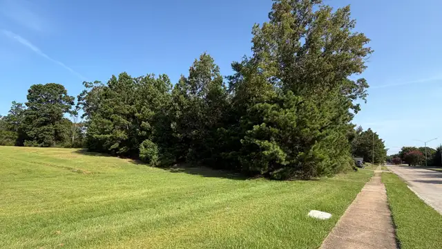 Pines Rd Commercial Lot thumbnail 5