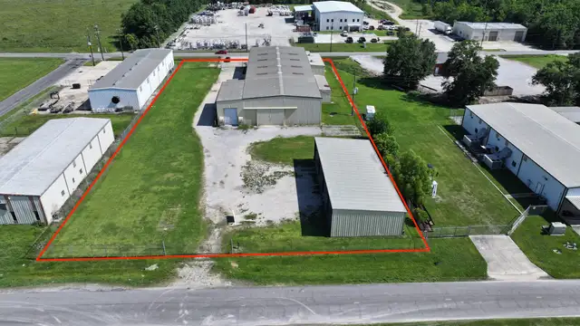 Industrial w/ Yard in Scott, LA thumbnail 3