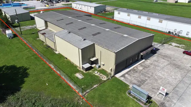 Industrial w/ Yard in Scott, LA thumbnail 4