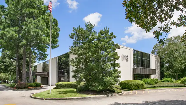 South College Medical Center thumbnail 3