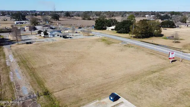 102 Albertson Pkwy thumbnail 5
