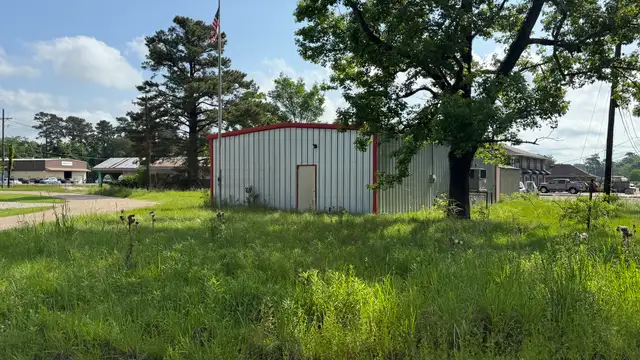 View image 16