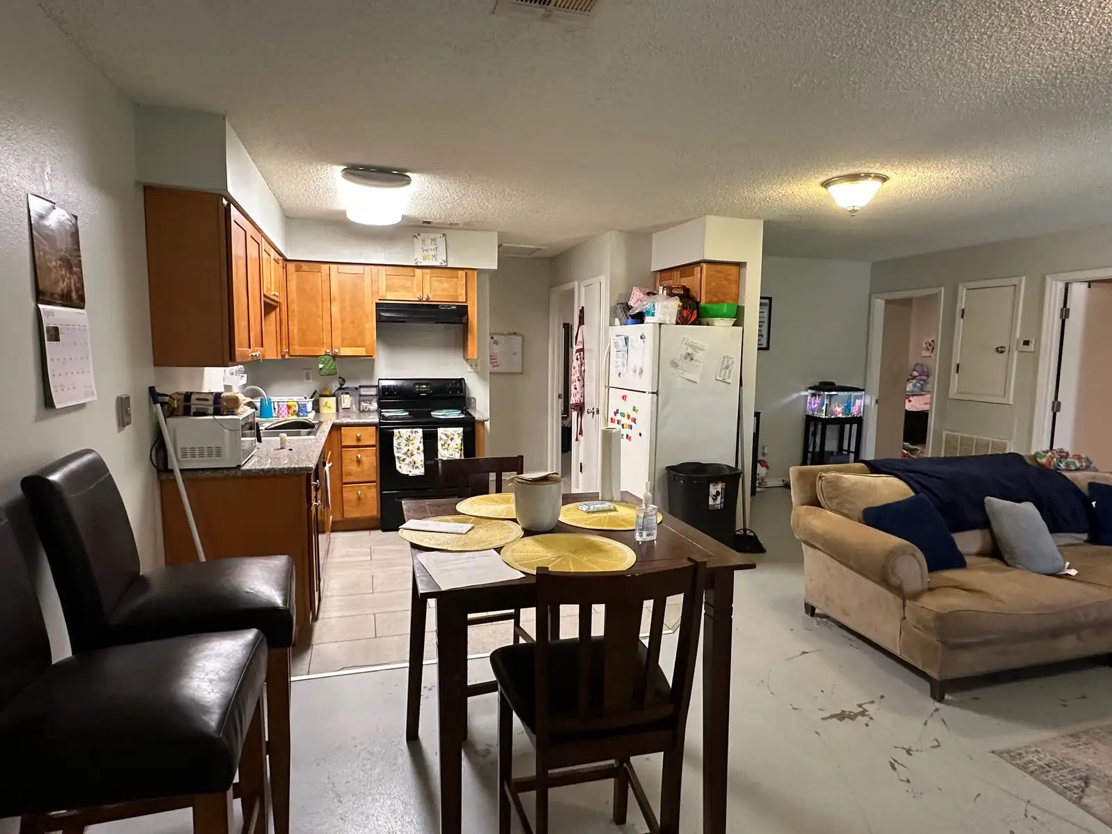 2-2 Bed/1 Bath & 2-3 Bed/1 Bath Unit-4-Plex image 4