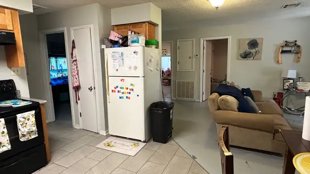2-2 Bed/1 Bath & 2-3 Bed/1 Bath Unit-4-Plex thumbnail 5