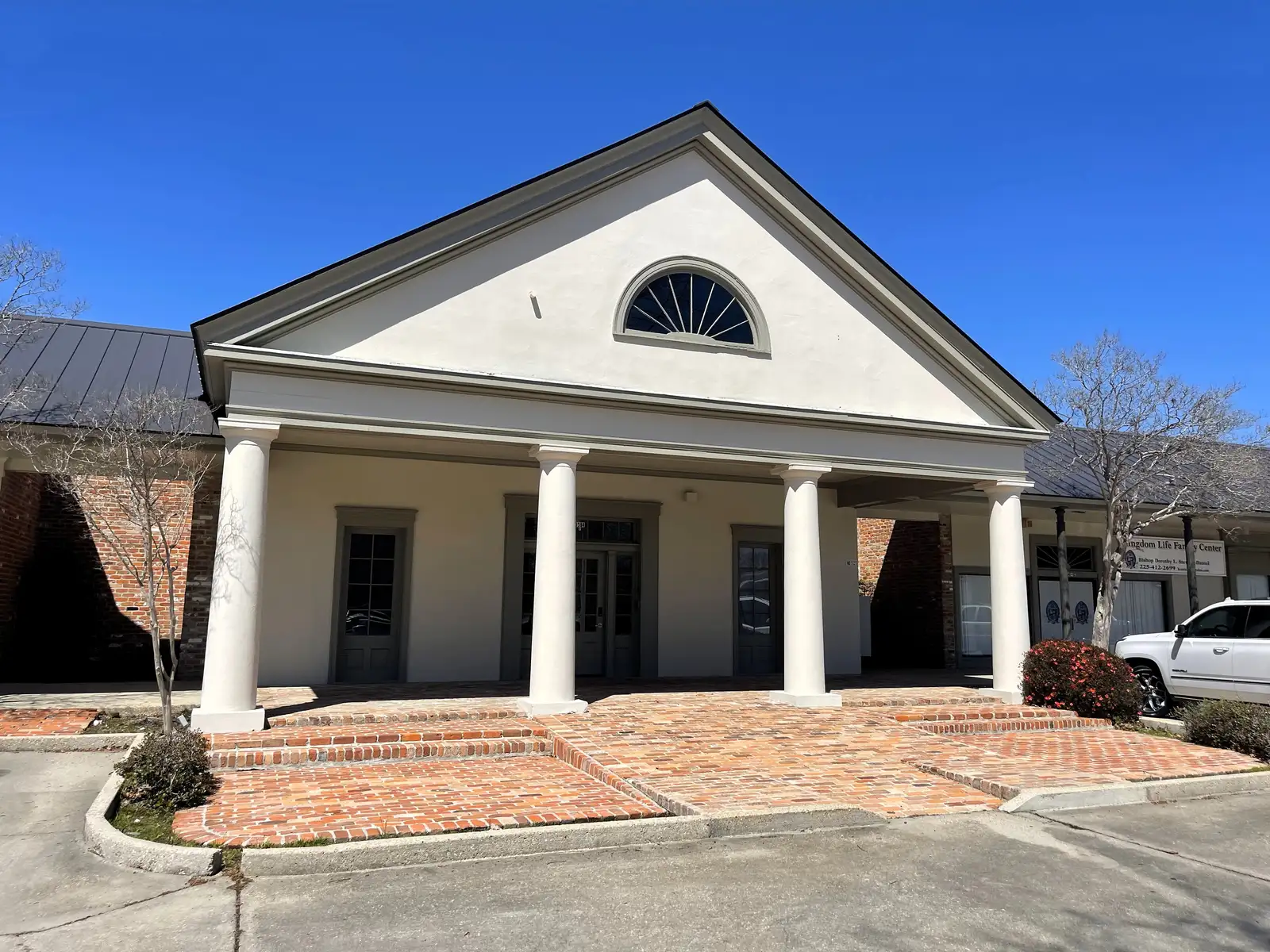 Office/Retail Space Available in Connell's Plaza image 2