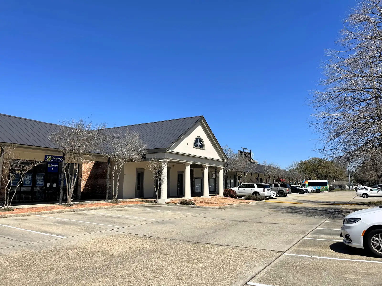 Office/Retail Space Available in Connell's Plaza image 3