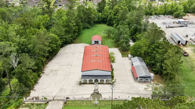 Industrial Flex Property with Showroom/Warehouse Space on US-190 thumbnail 2