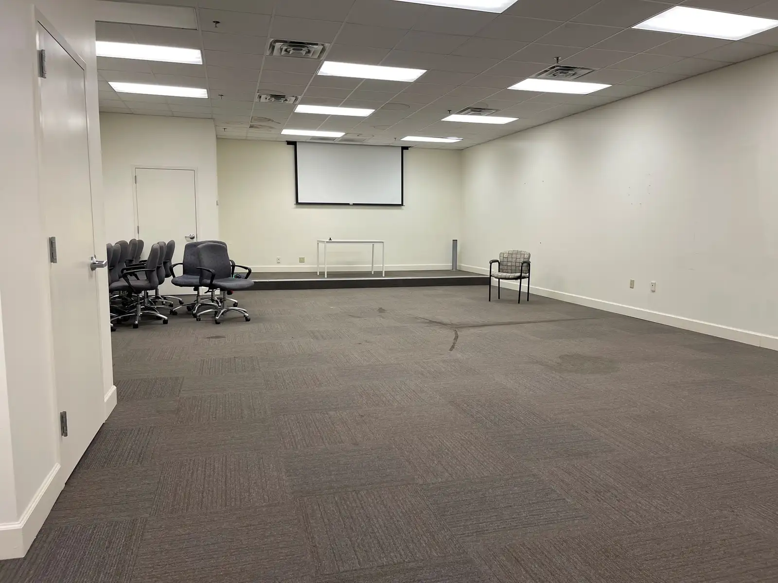 Upstairs Office for Lease image 4