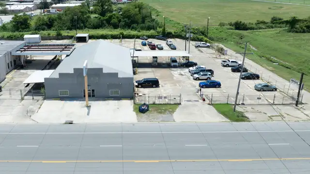 Prime Kenner Commercial Space – High Traffic & Visibility thumbnail 2