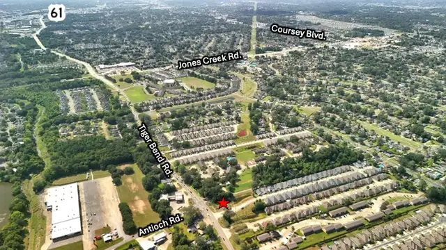 Tiger Bend Rd – 0.41 Acres thumbnail 4