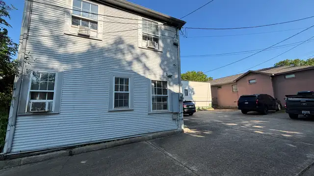 754 Dalzell St thumbnail 4